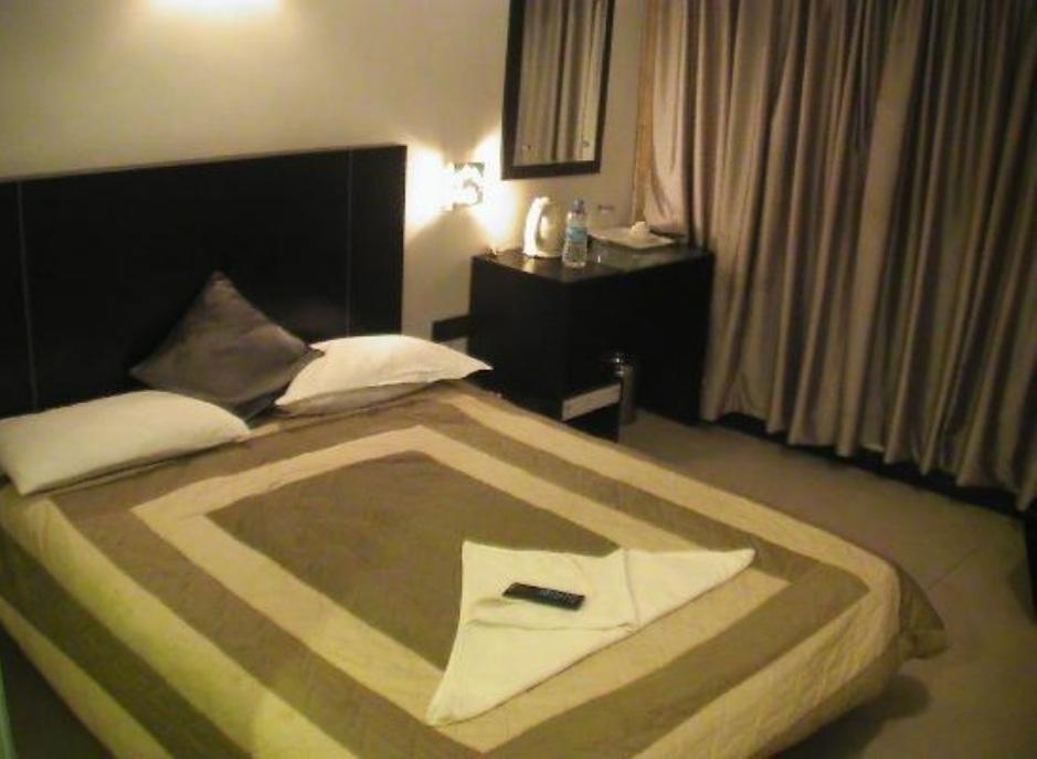 Hotel T.A.P. Gold Crest Bengalúr Pokoj fotografie