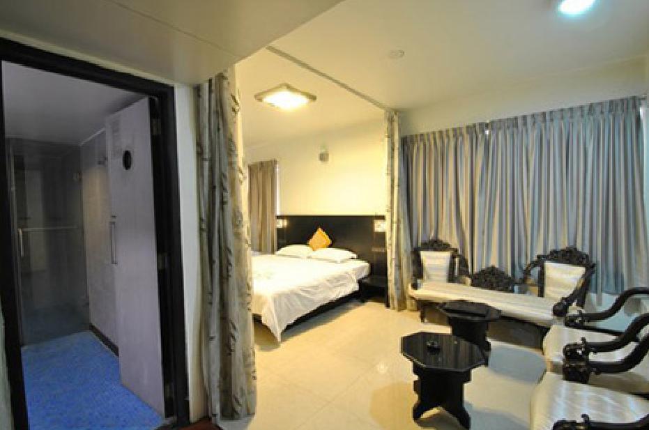 Hotel T.A.P. Gold Crest Bengalúr Pokoj fotografie